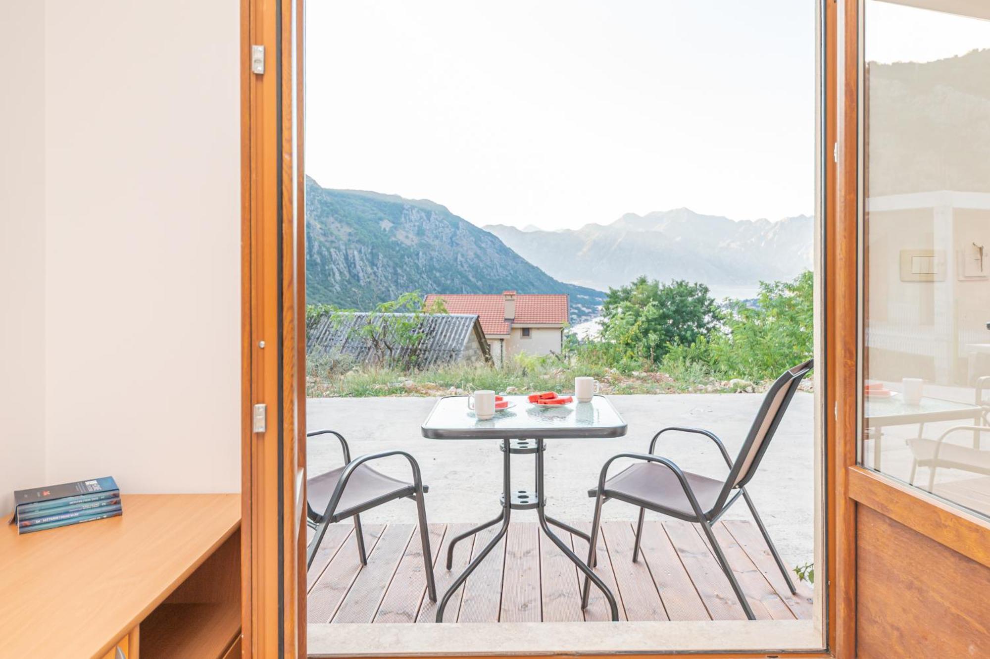 Apartament Red Hill Kotor Zewnętrze zdjęcie