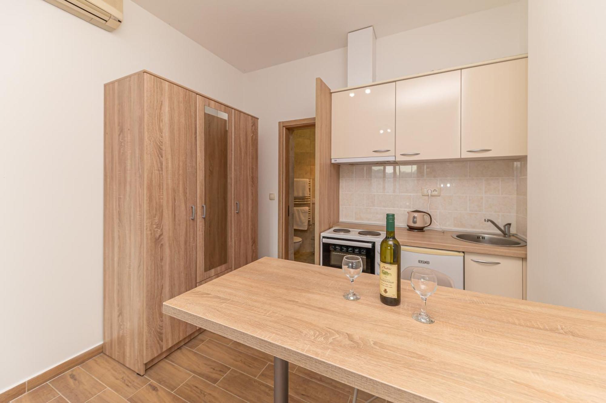 Apartament Red Hill Kotor Zewnętrze zdjęcie