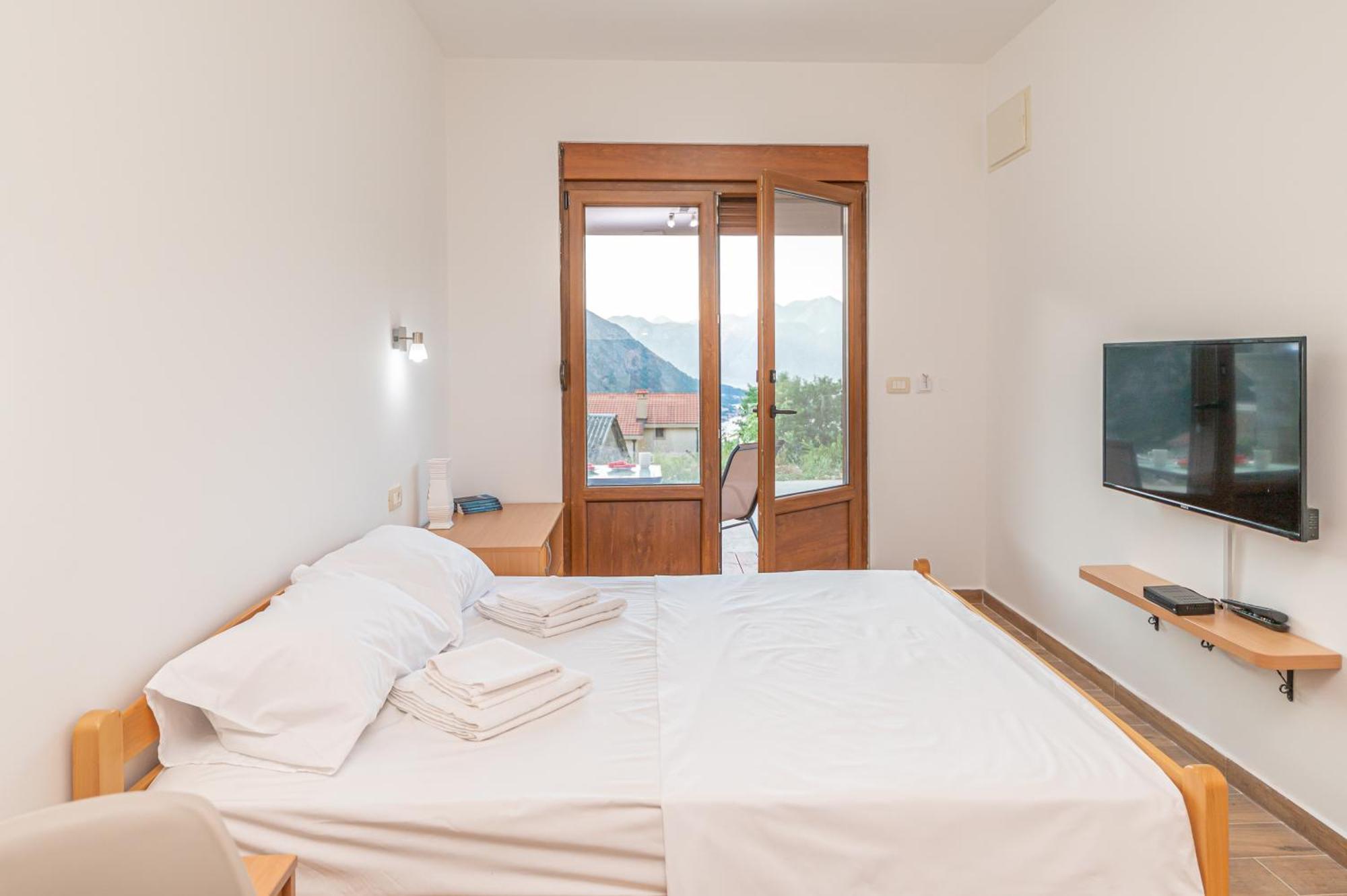 Apartament Red Hill Kotor Zewnętrze zdjęcie