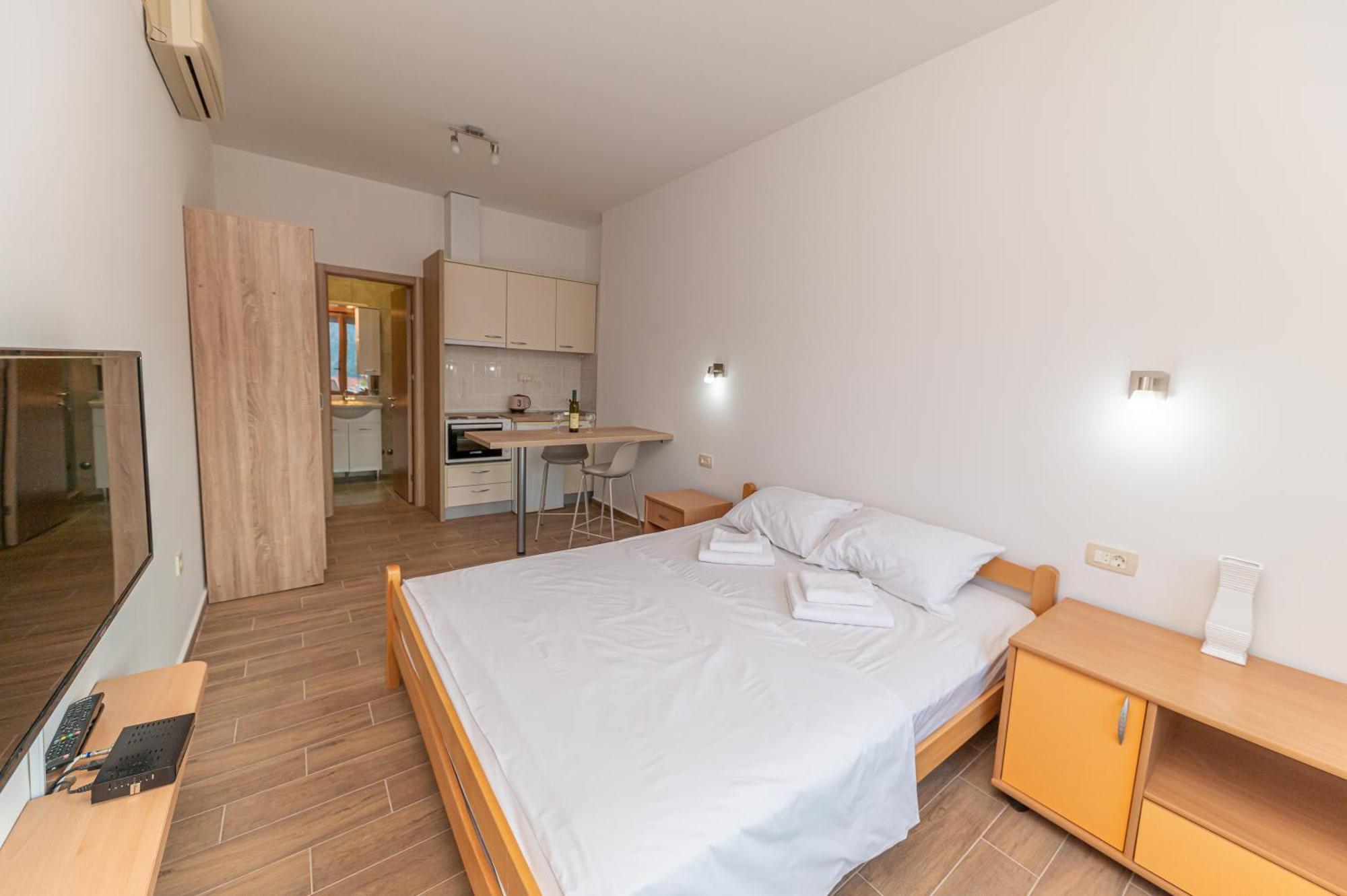 Apartament Red Hill Kotor Zewnętrze zdjęcie
