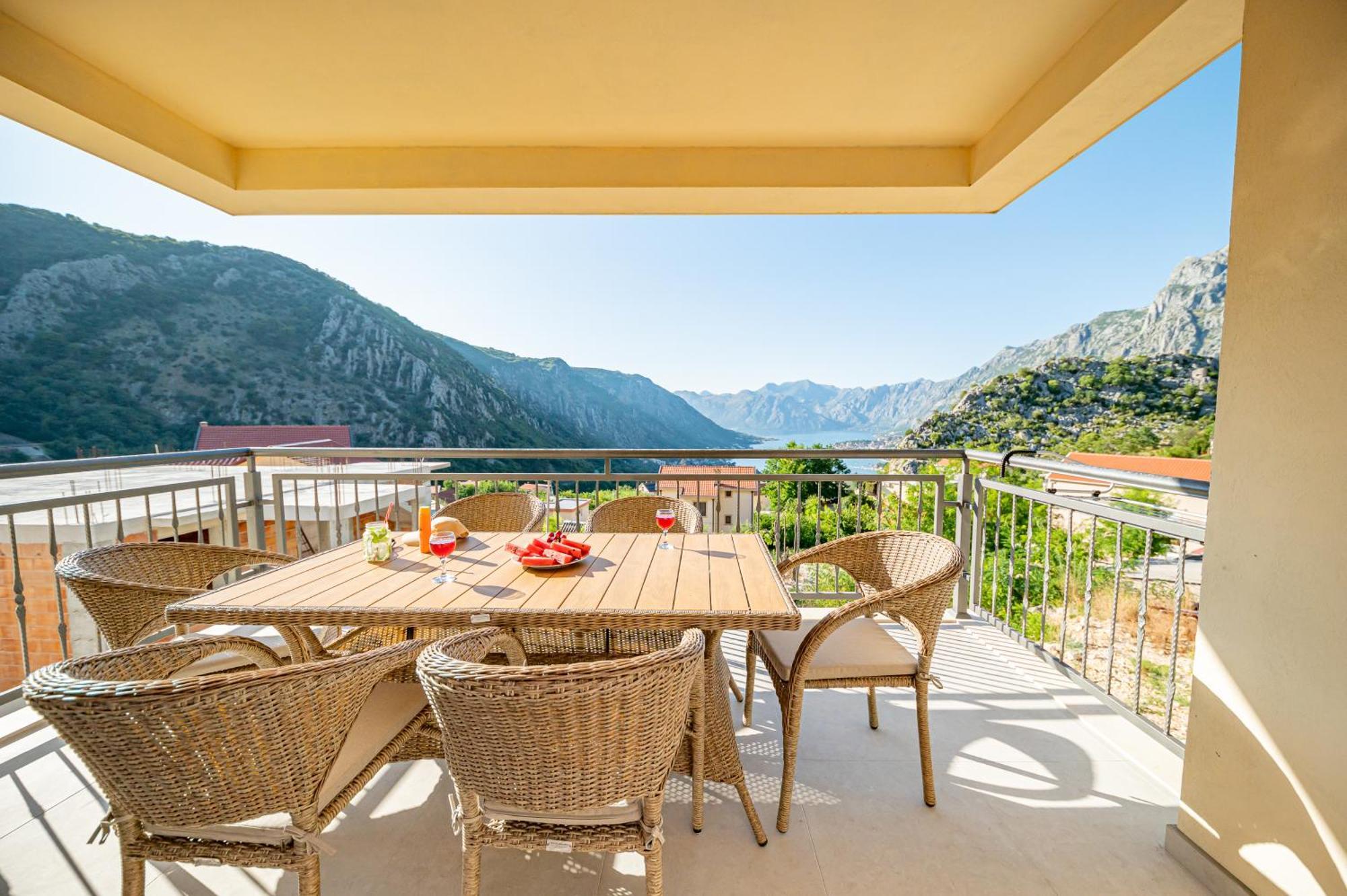 Apartament Red Hill Kotor Zewnętrze zdjęcie